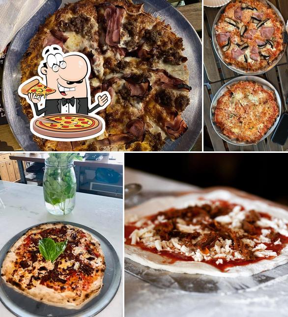 Закажите пиццу в "Pizza Nostra Trattoria"