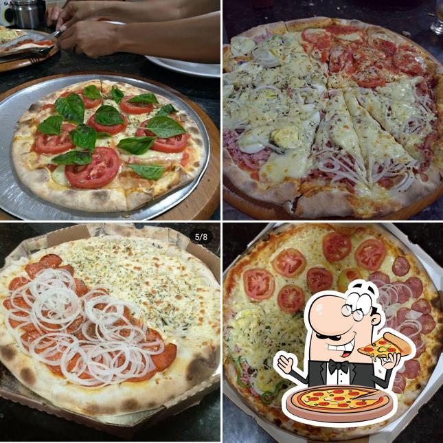 Experimente pizza no Pizzaria da Familia