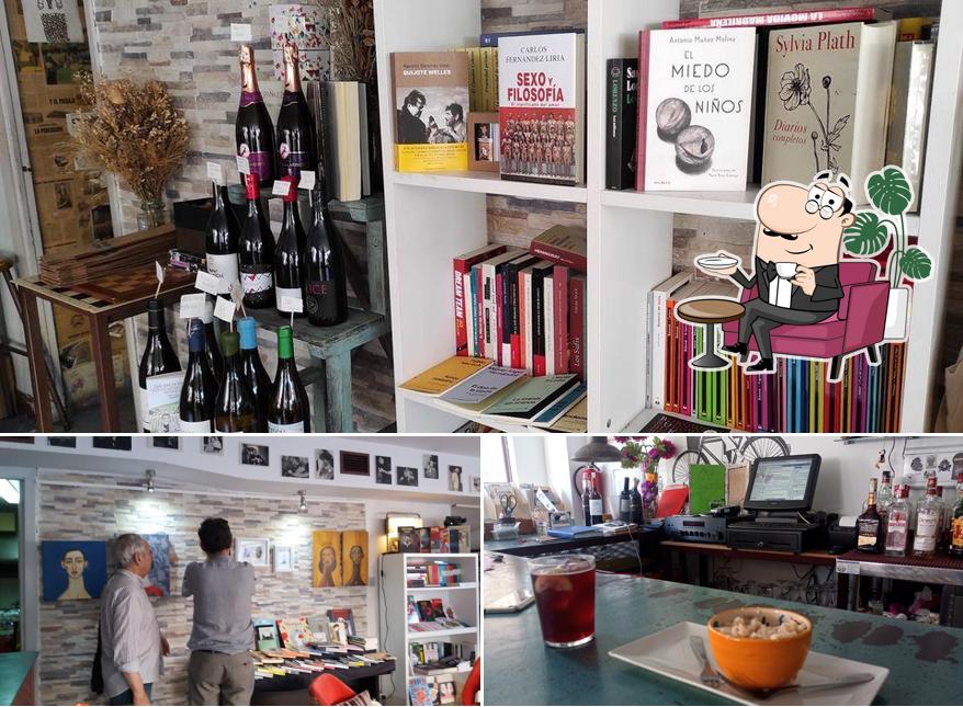 El interior de Psicopompo Librería Café Wine Bar