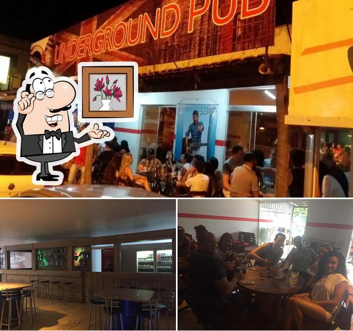 O interior do Underground Pub