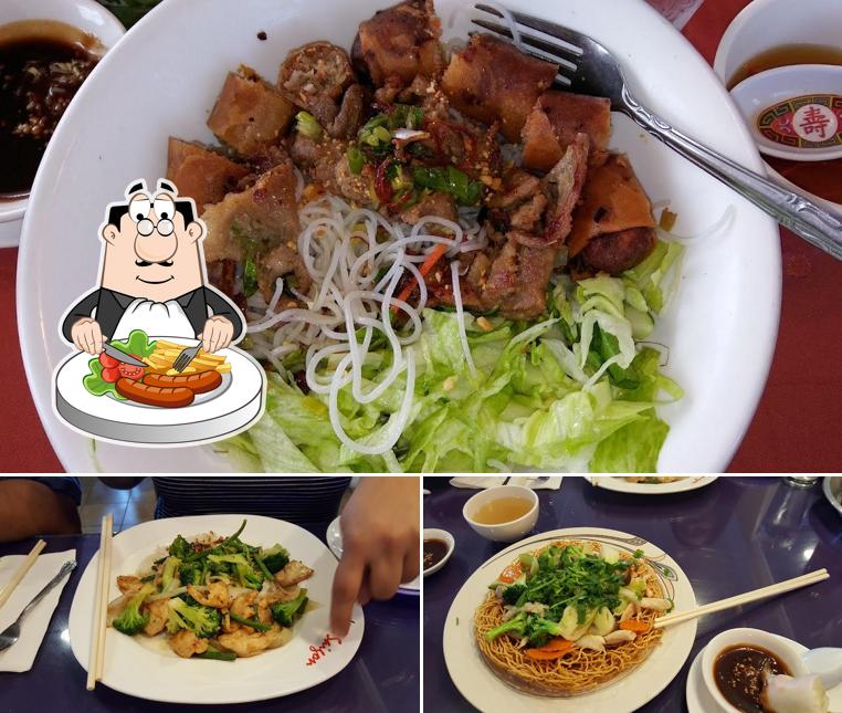 Food at Little Saigon