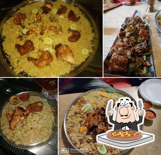 Try out pizza at Arabian Mandi - Best Hyderabadi Restaurant