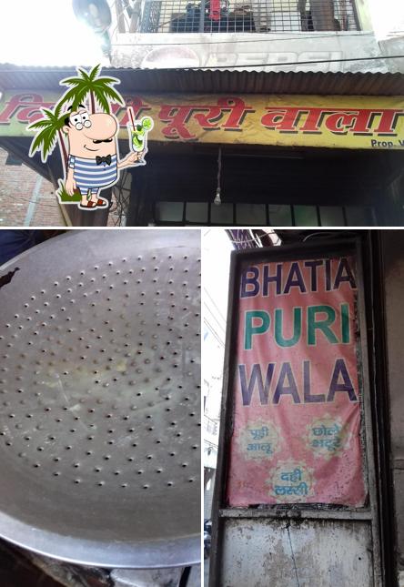 Here's an image of Bhatia Puri wala