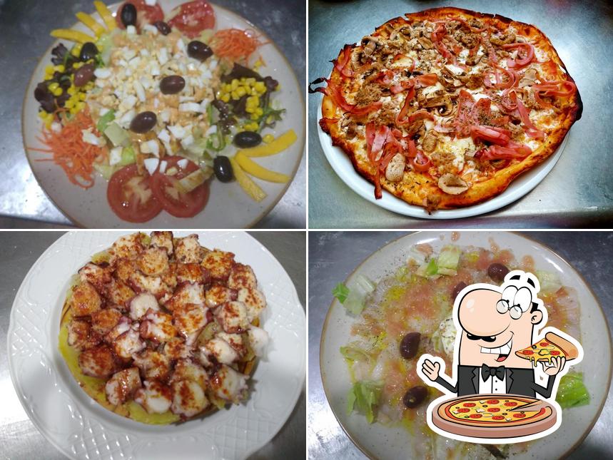 Попробуйте пиццу в "Restaurant Pizzeria Dofí Verd"