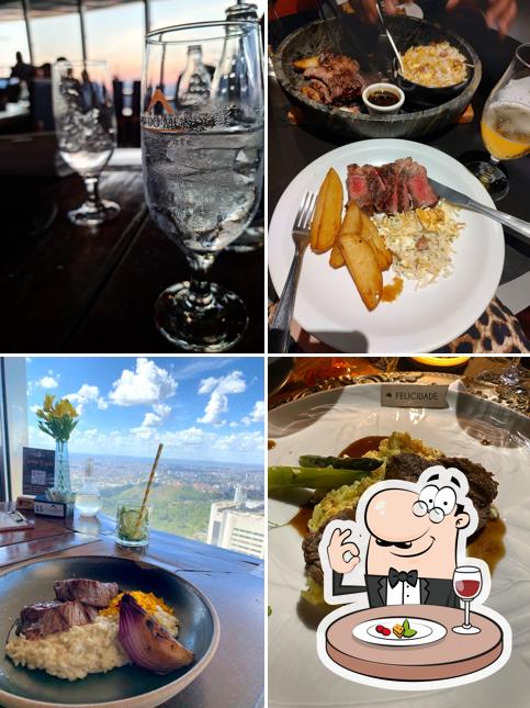 Comida em Restaurante Topo do Mundo