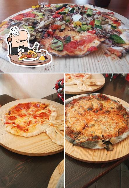 Закажите пиццу в "Pizzeria D'Asporto Pizza N'Love"