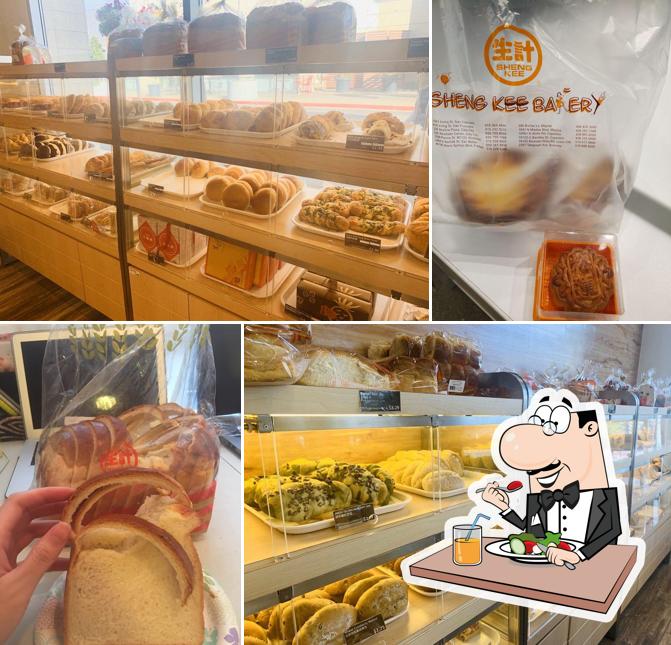 Еда в "Sheng Kee Bakery #11 - Westlake"