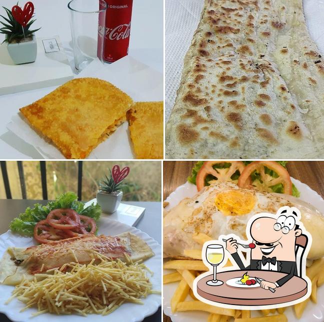 Platos en Lancheria de Família