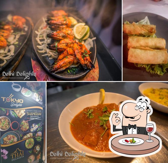 Food at Delhi Delights - Las Américas