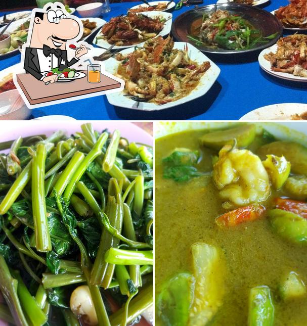 Food at Khon Thai 2 Restaurant