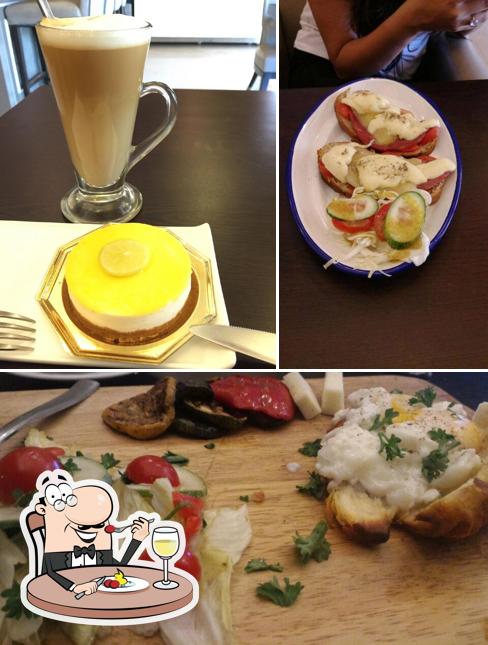 Food at Cafe Delicieux