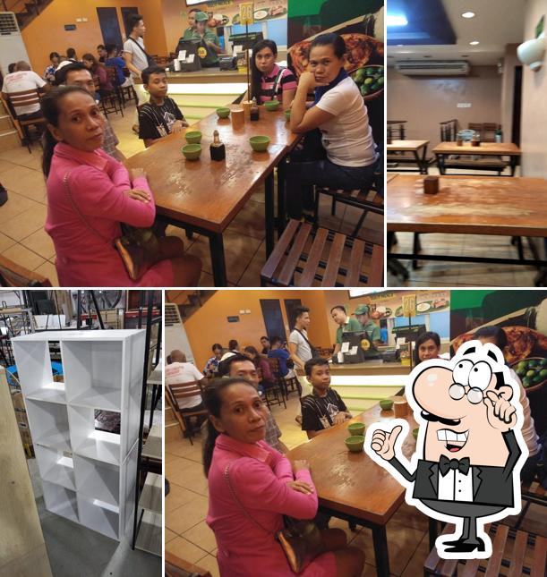 Mang Inasal restaurant, Taguig, Gate 3 Plaza - Restaurant reviews