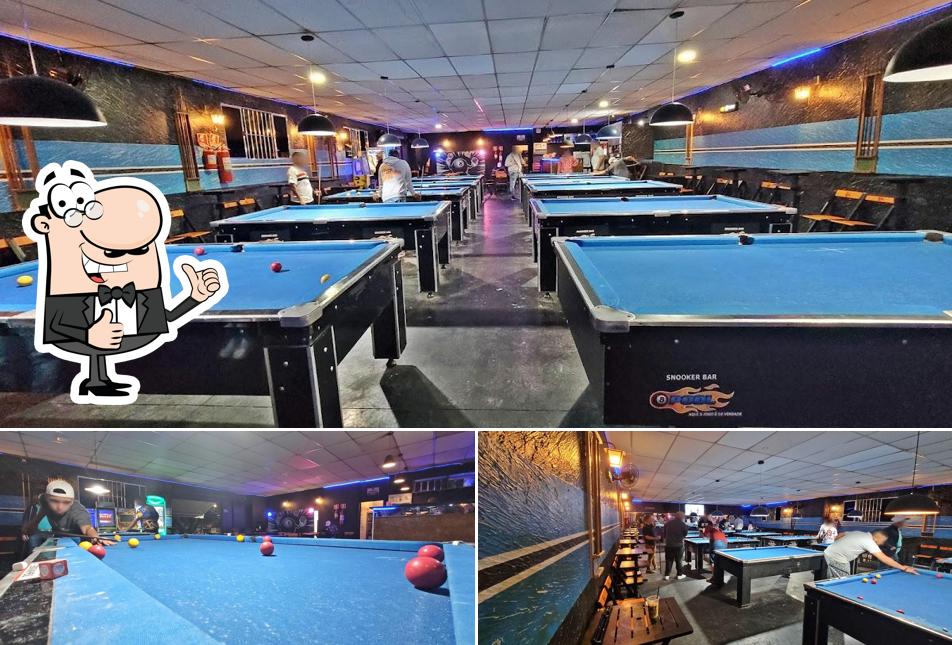 Это изображение паба и бара "8 Ball Snooker Bar"