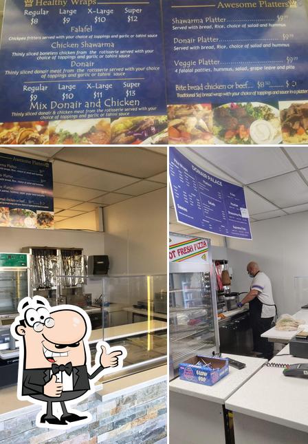 Regarder la photo de Donair Palace