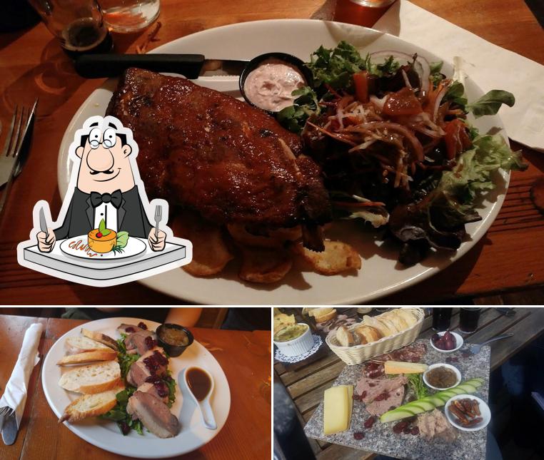 Meals at Microbrasserie du Lac Saint-Jean / Boutique & Bistrot