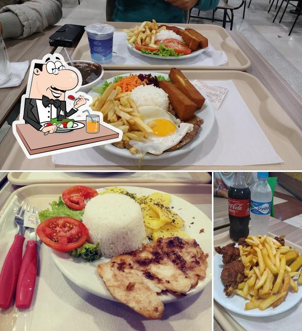 Comida em Fry-Chicken Frango Crocante