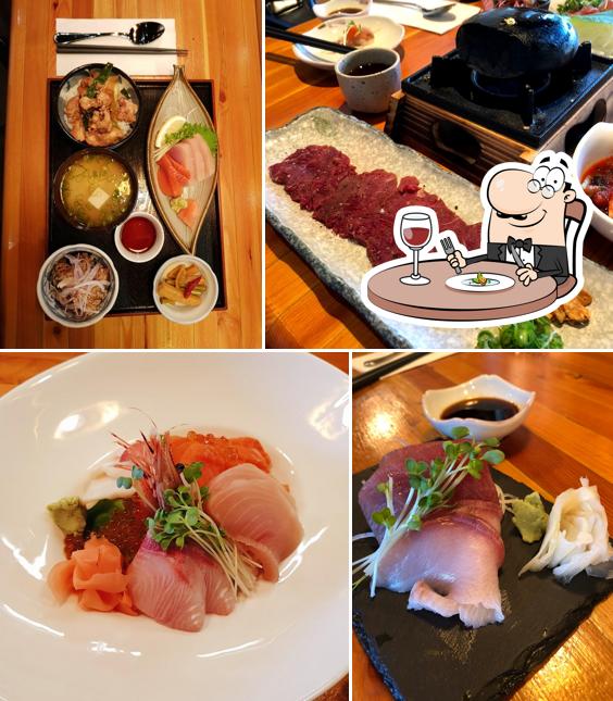 Nourriture à Joon's Kitchen, Sushi and Korean food!