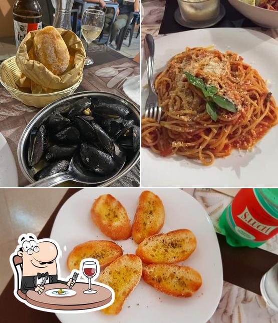 Еда в "Spaghetteria Ci Voleva"