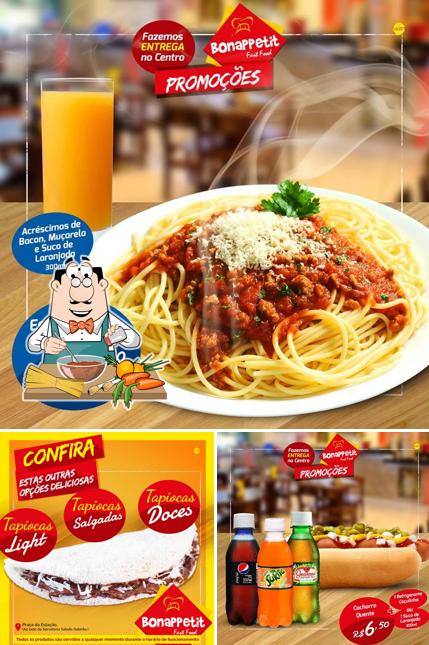 Спагетти болоньезе в "Bonappetit"