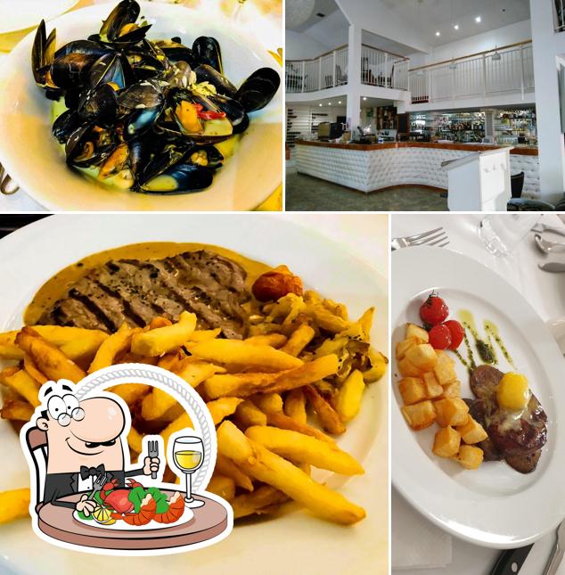 В "Food" вы можете заказать разнообразные блюда с морепродуктами