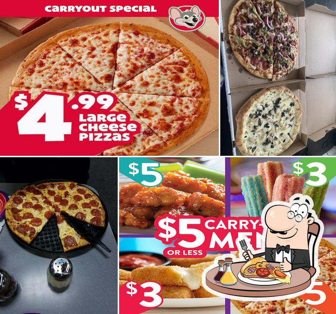 Order pizza at Chuck E. Cheese