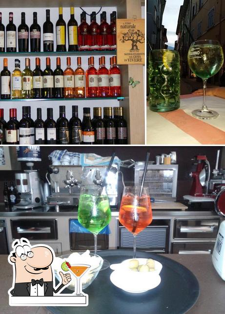 Prova un drink dal menu