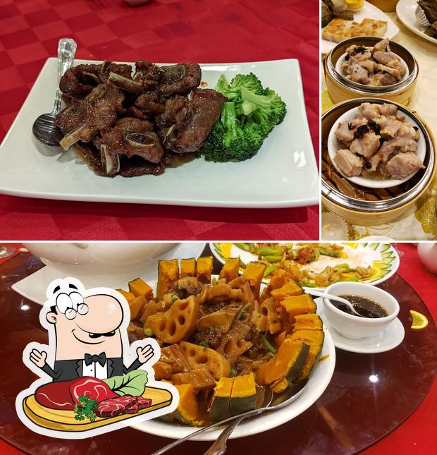 Try out meat meals at Dim Sum Palace