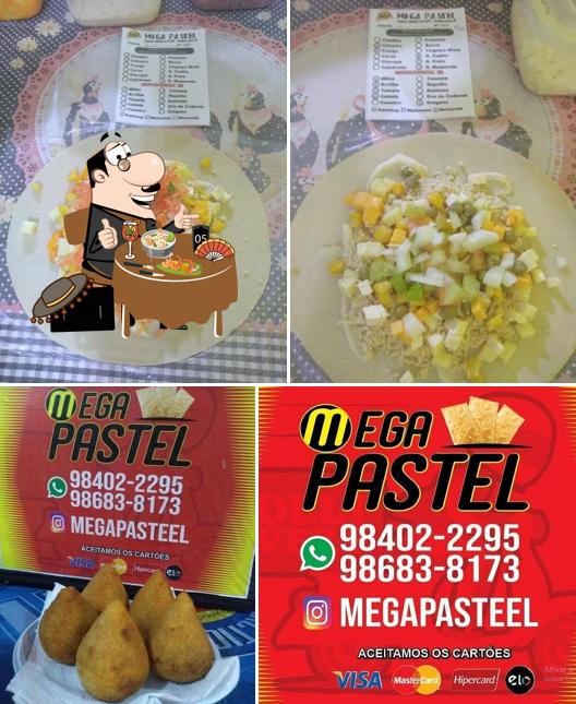 Comida em Mega Pastel