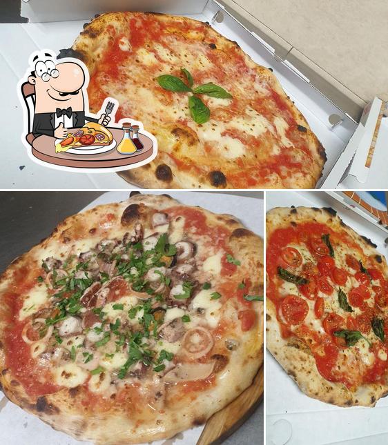 Ordina una pizza a Pizzeria-Friggitoria-Bruschetteria Rosanna