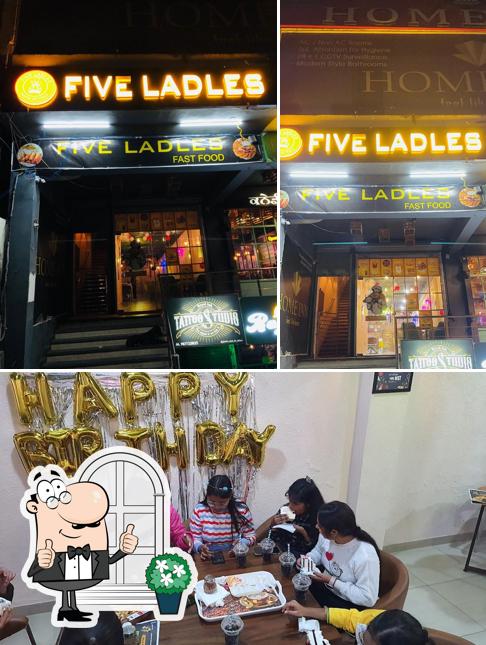 Among different things one can find exterior and pizza at Five ladles cafe ( best reataurant in nabha )