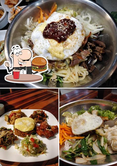 Experimente um hambúrguer no K-pop&Food (kpopnfood)