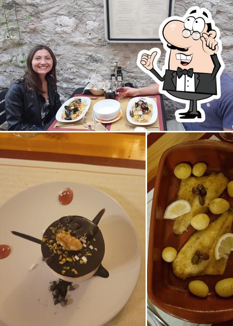 Gli interni di Osteria La Contrada