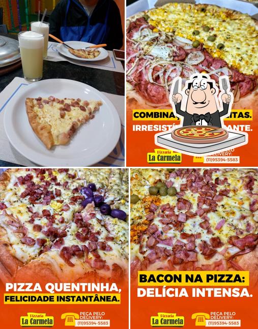 Escolha pizza no Pizzaria La Carmela