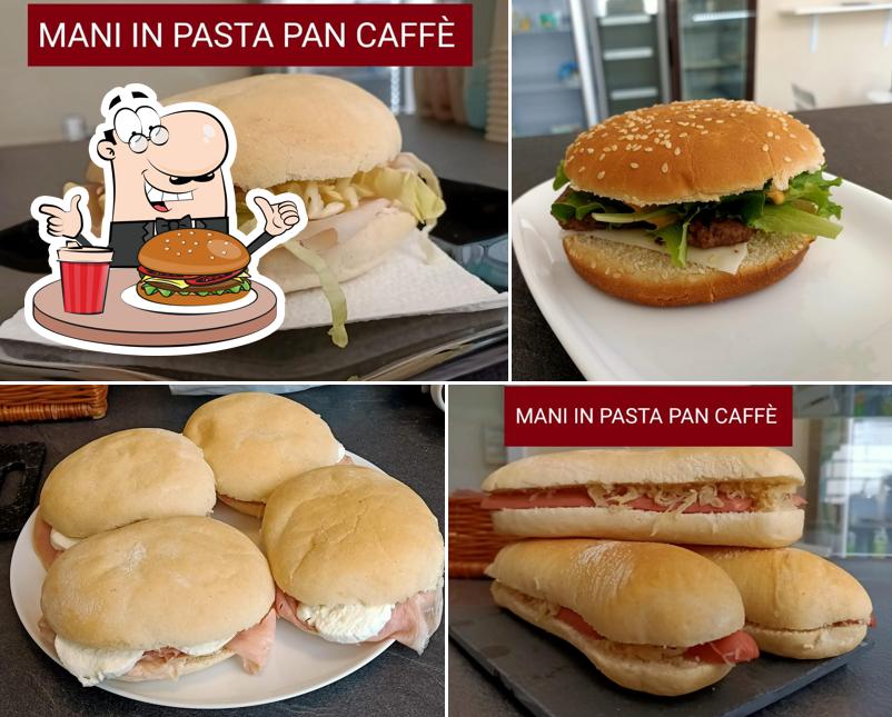 Essayez un hamburger à Mani in pasta Pan caffè