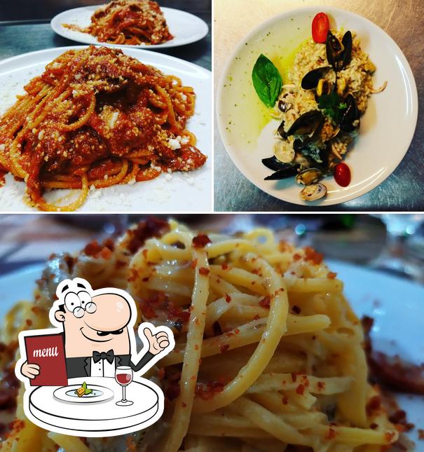 Meals at Sellero e Ventresca Due Hosteria Romana