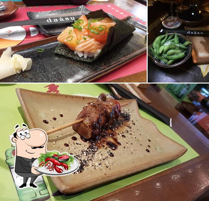 Daásu Sushi Bar provê uma infinidade de pratos de frutos do mar