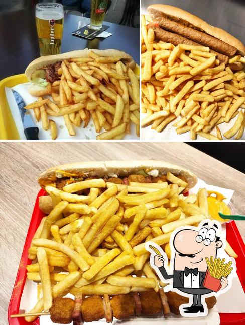 A Friterie Alex vous pouvez essayer des frites, des pommes frites