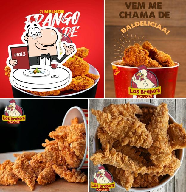 Comida em Los Brabo's chicken