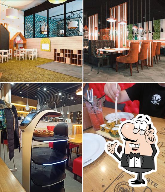 Check out how PizzaFabrika looks inside