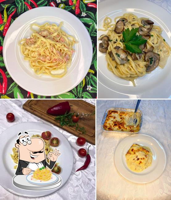 Espaguete carbonara em La Casareccia Cantina Italiana em Itapema