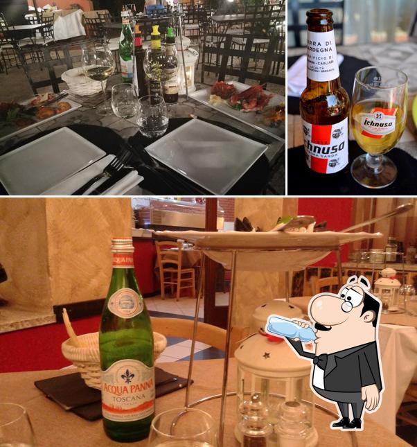 Dai un’occhiata alla immagine che mostra la bevanda e tavolo da pranzo di Ristorante da Fabio