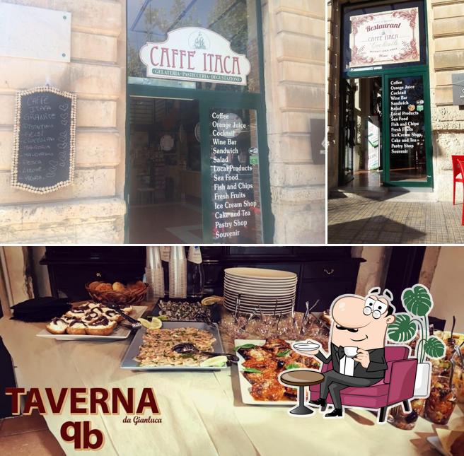 La foto della interni e lavagna di Taverna qb