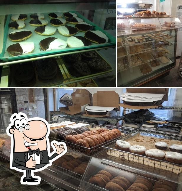 Look at this image of Ferlo's Original Bakery