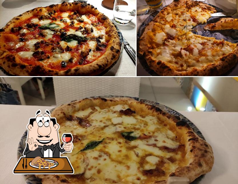 Scegli tra le svariate varianti di pizza