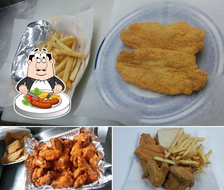 Еда в "New York Fish & Chicken Gyro"