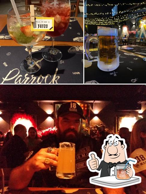 Esta é a ilustração mostrando bebida e balcão de bar a Parrock Rock'n Parrilla