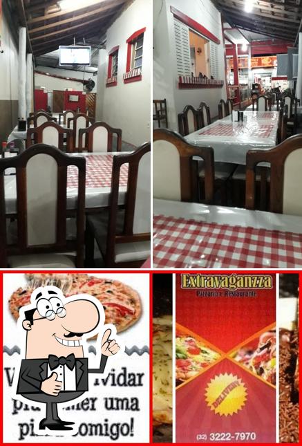 Look at the image of Pizzaria Extravaganzza