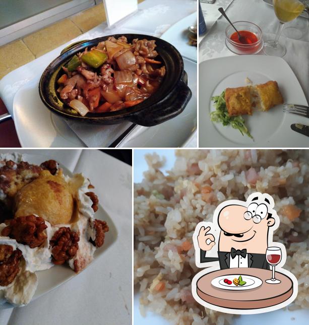 Еда в "Restaurante chino y japonés La Suerte"