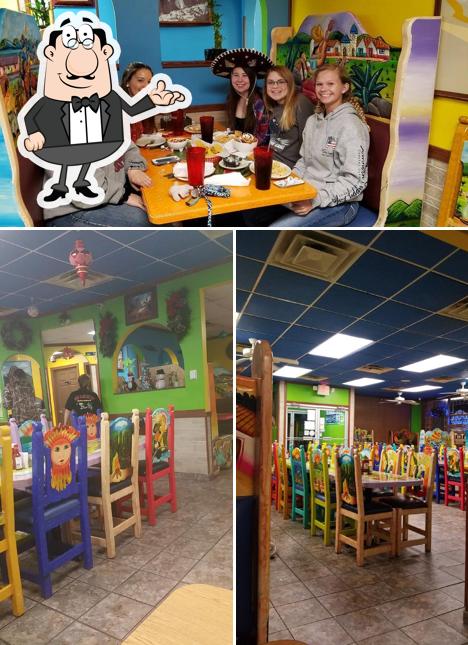 Take a seat at one of the tables at Los Ranchitos Mexican Restaurant Kewanee