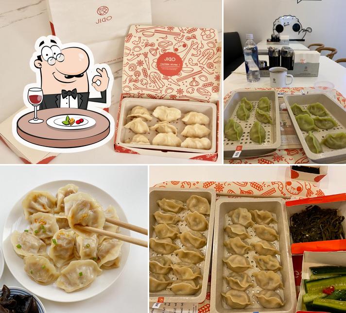 Comida en JIAO by Qing Xiang Yuan Dumplings